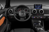 02/2012 Audi A3 , Innenraum Cockpit