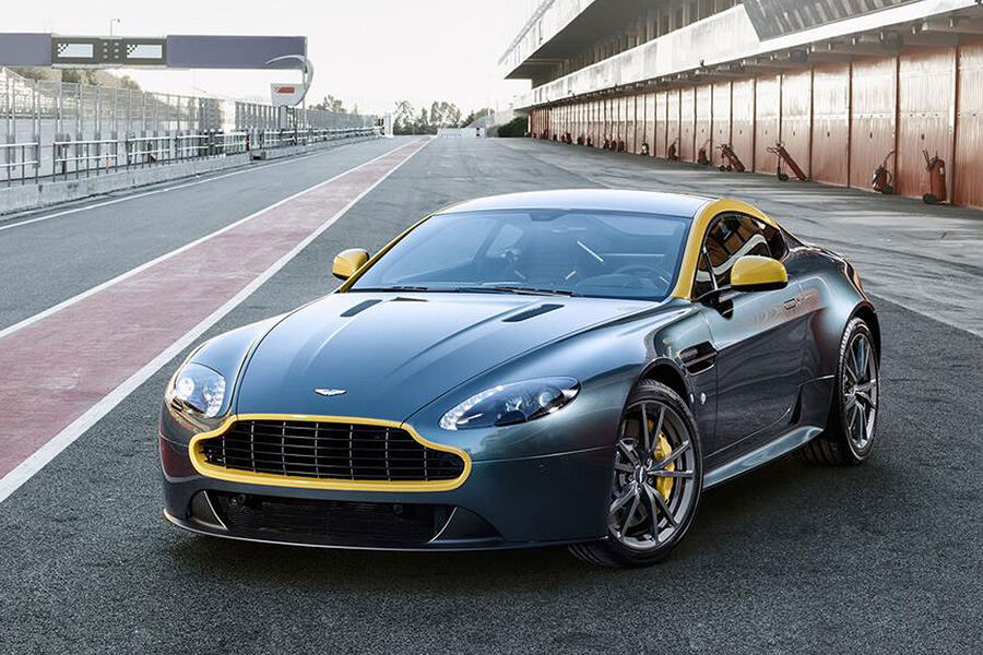 Aston Martin auf dem Genfer Autosalon 2014: Vantage und DB9 als