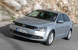 03/11 aumospo05/2011 VW Jetta