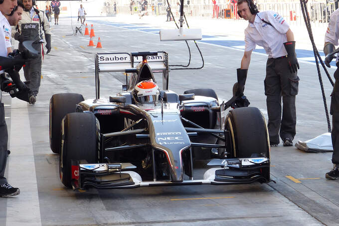 Adrian-Sutil-Sauber-Formel-1-Bahrain-Test-2-Maerz-2014-fotoshowImage-83b81c46-758940.jpg