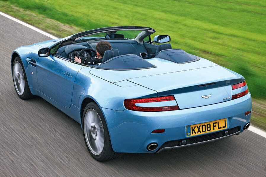 Aston Martin V8 Roadster