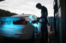 BMW 320d Efficient Dynamics Edition, Tankstelle, Heckansicht