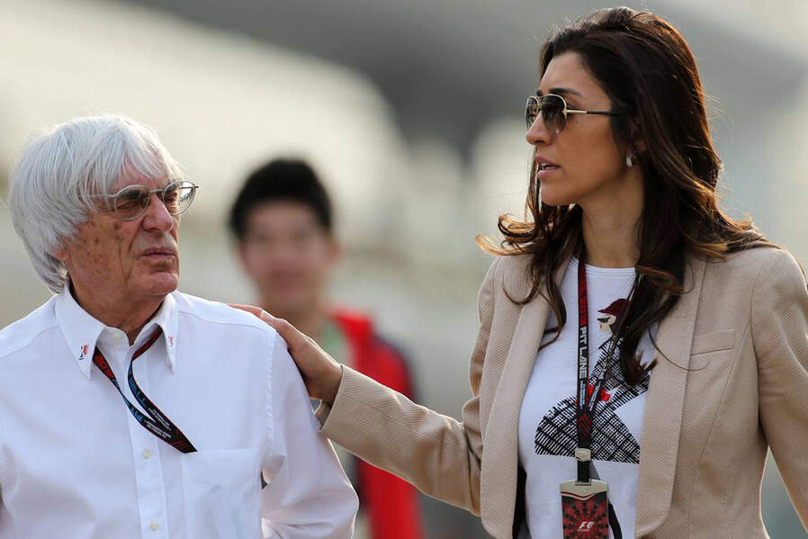 Bernie-Ecclestone-Formel-1-GP-China-13-April-2013-19-fotoshowImageNew-899c3f70-675767.jpg
