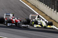 Button f�hrt an Kobayashi vorbei Button f�hrt an Kobayashi vorbei