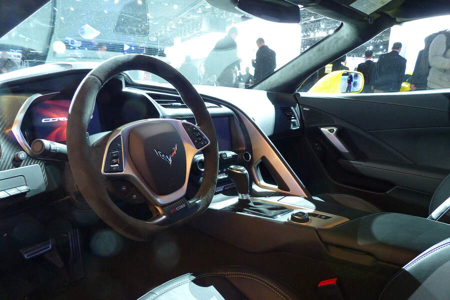 Chevrolet-Corvette-Z06-Detroit-Motor-Show-NAIAS-Cockpit-Innenraum-fotoshowBigImage-46095657-747339.jpg