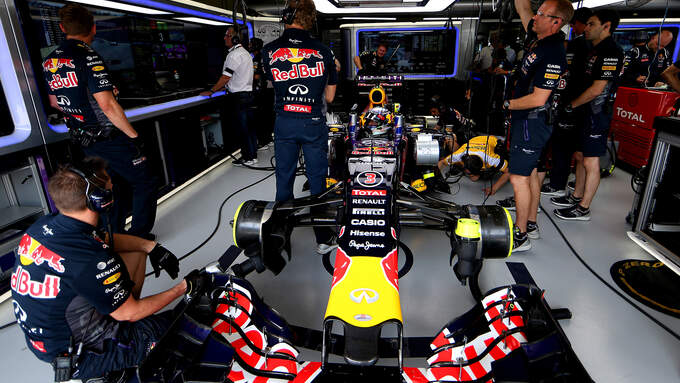Daniel Ricciardo - Red Bull - Formel 1 - GP Brasilien- 14. November 2015