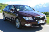Der Skoda Superb bekommt einen weiteren Common-Rail-Turbodiesel spendiert.