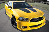 Dodge Charger SRT8 Super Bee