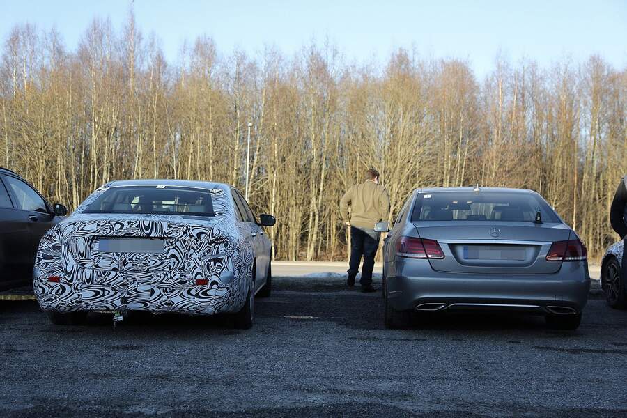 Erlkoenig-Mercedes-E-Klasse-fotoshowBigImage-6351994e-850520.jpg