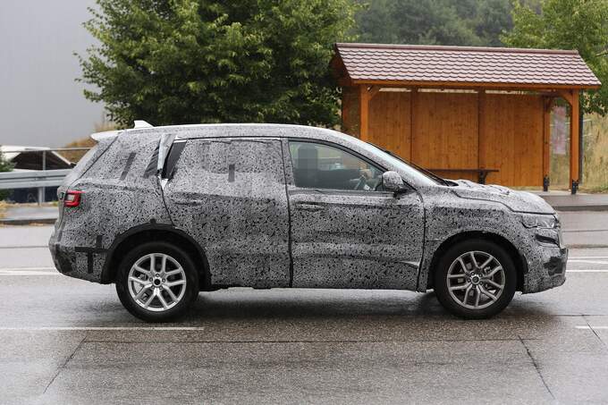 http://img1.auto-motor-und-sport.de/Erlkoenig-Renault-Koleos-fotoshowImage-9ed1c12-885979.jpg