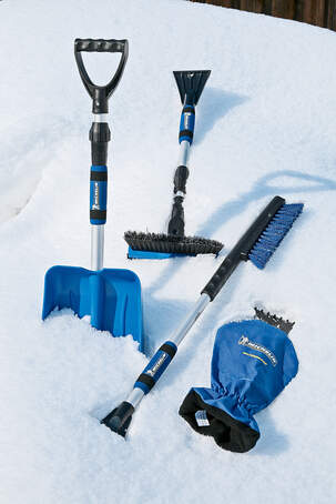 Fahrzeugzubehoer-Schneeraeumgeraete-fotoshowImage-8dfb0b6a-637572.jpg