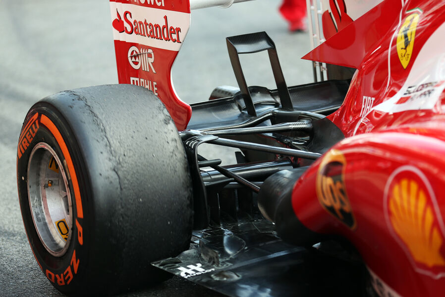 [Imagen: Felipe-Massa-Ferrari-Formel-1-Test-Barce...665220.jpg]