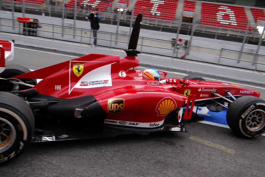 [Imagen: Fernando-Alonso-Ferrari-Formel-1-Test-Ba...662121.jpg]