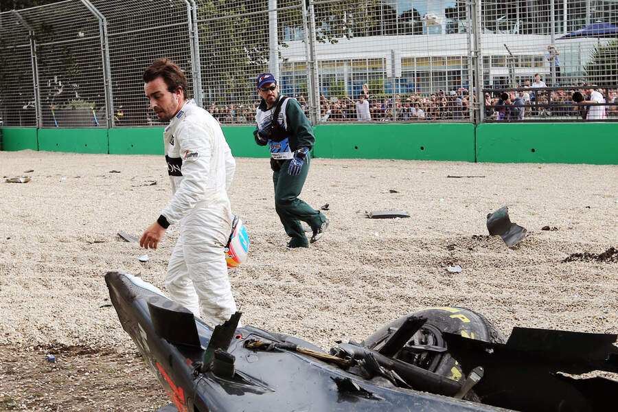 Fernando-Alonso-GP-Australien-Crash-2016