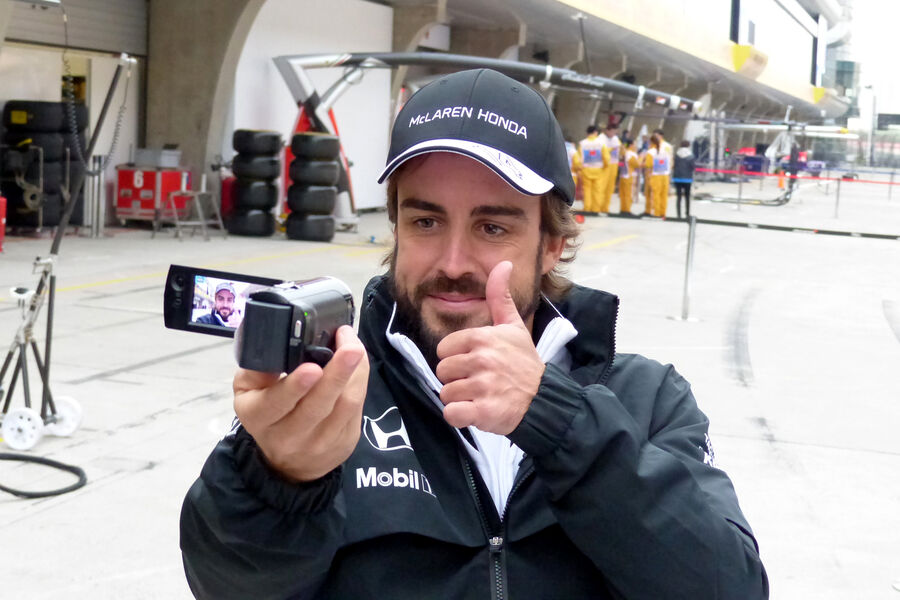 [Imagen: Fernando-Alonso-McLaren-Formel-1-GP-Chin...856202.jpg]