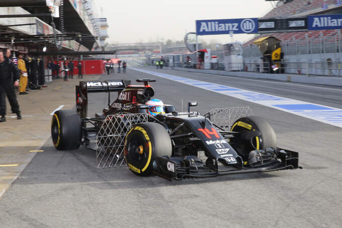 Fernando Alonso - McLaren - Formel 1-Test - Barcelona - 23. Februar 2016