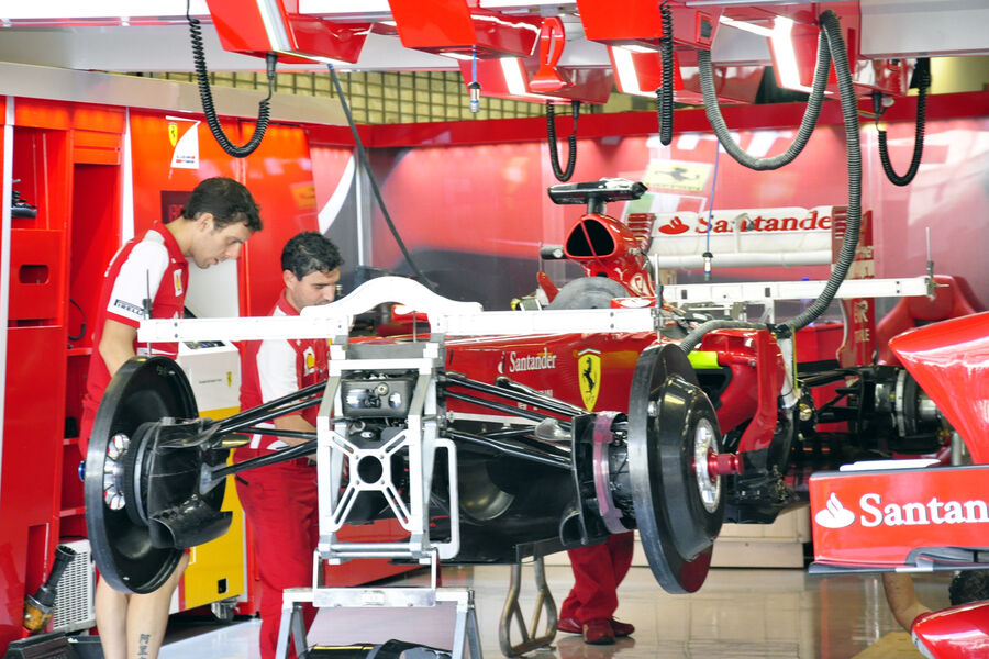 [Imagen: Ferrari-Formel-1-GP-Abu-Dhabi-31-Oktober...732468.jpg]