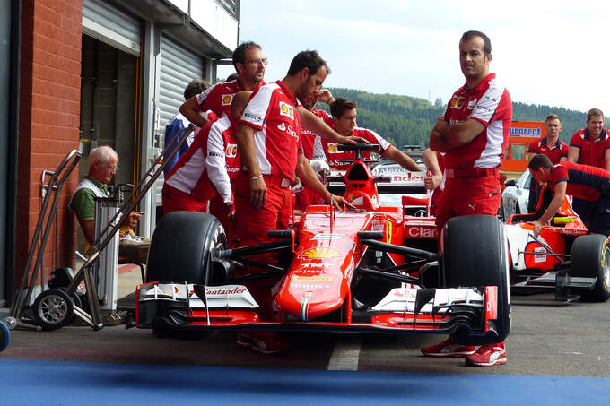 Ferrari-Formel-1-GP-Belgien-Spa-Francorchamps-20-August-2015-fotoshowImage-fd5ab715-889723.jpg