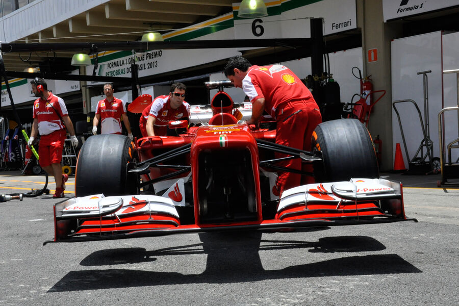 Ferrari-Formel-1-GP-Brasilien-21-November-2013-fotoshowBigImage-49845549-738308.jpg