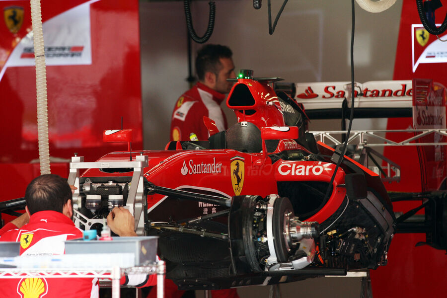 [Imagen: Ferrari-Formel-1-GP-China-Shanghai-9-Apr...856061.jpg]