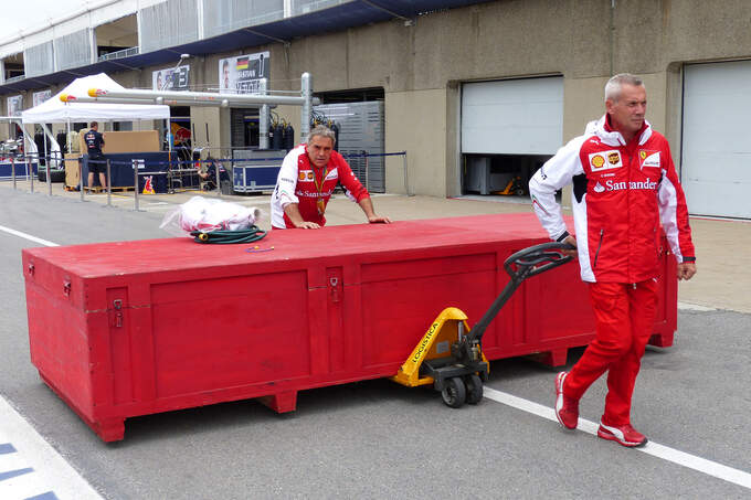 Ferrari-Formel-1-GP-Kanada-Montreal-5-Juni-2014-fotoshowImage-41a83f41-784012.jpg