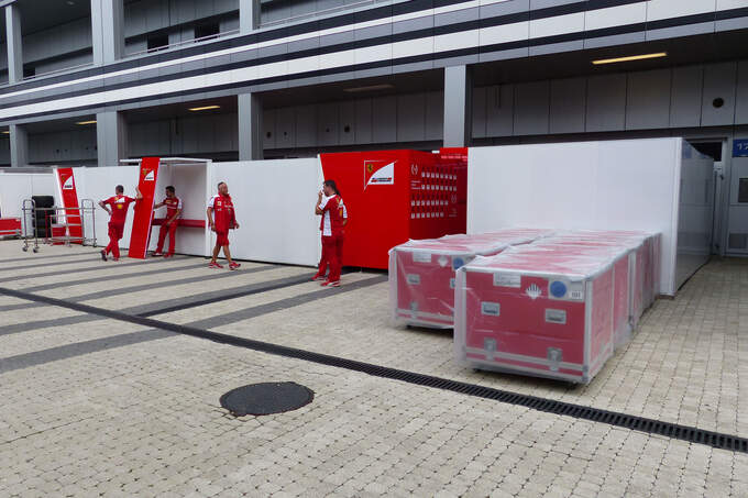 Ferrari-Formel-1-GP-Russland-Sochi-Mittwoch-7-10-2015-fotoshowImage-32346e30-900590.jpg