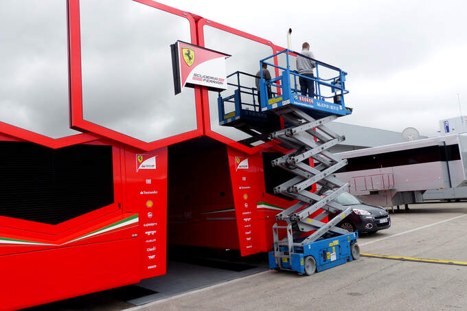 Ferrari-Impressionen-Jerez-Formel-1-Test-30-Januar-2015-fotoshowImage-fa9d5014-840161.jpg