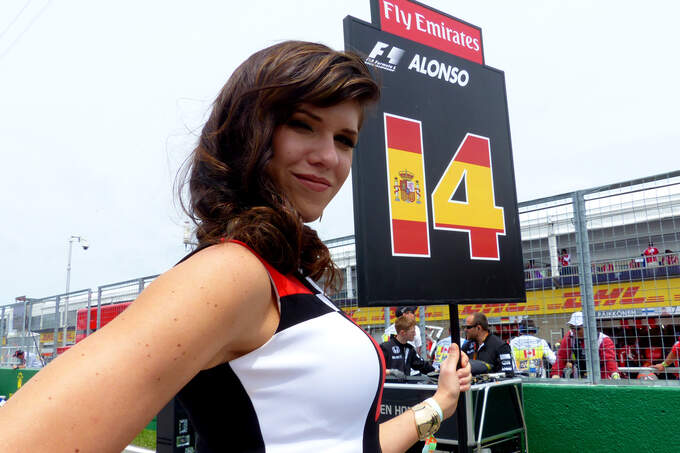 Formel-1-Grid-Girls-GP-Kanada-2015-fotoshowImage-f0421864-871209.jpg