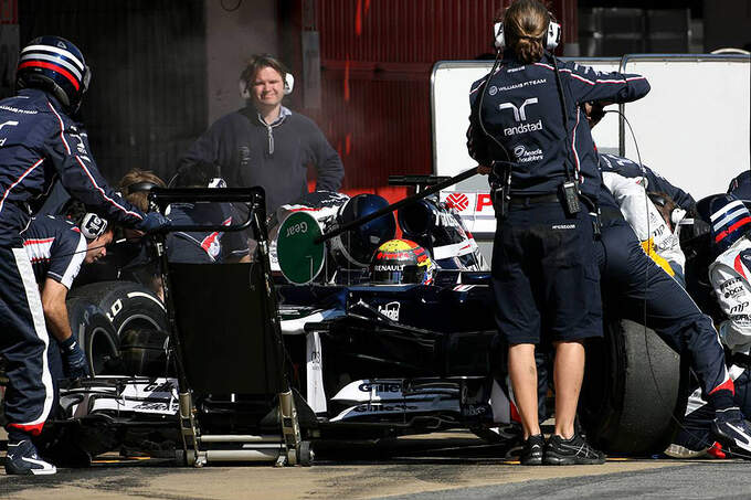 Formel-1-Test-Barcelona-02-03-2012-Pastor-Maldonado-Williams-fotoshowImage-d7120f7e-574720.jpg