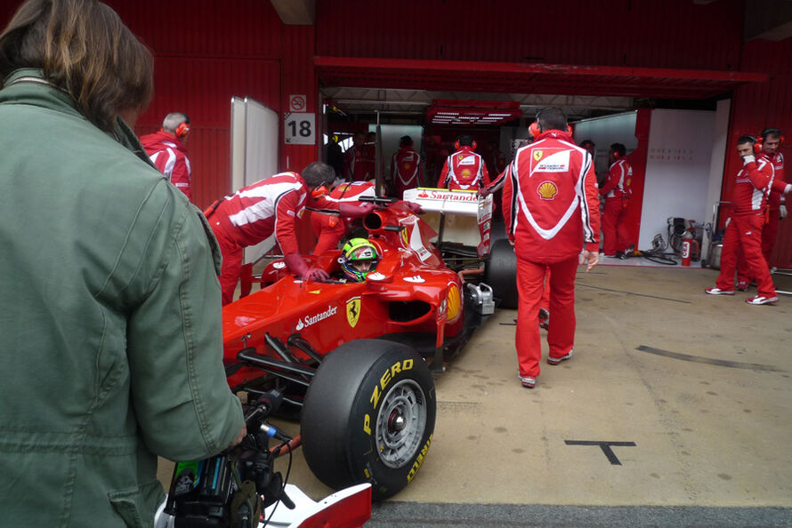 [Imagen: Formel-1-Test-Barcelona-2011-c890x594-ff...461309.jpg]