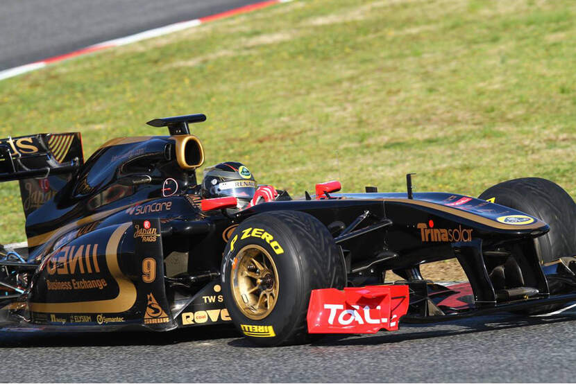Formel-1-Test-Barcelona-2011-f830x554-F4F4F2-C-d6282052-455384.jpg