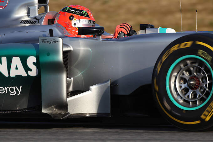 Formel-1-Test-Barcelona-21-2-2012-Michael-Schumacher-Mercedes-GP-fotoshowImage-dddb5f55-571630.jpg
