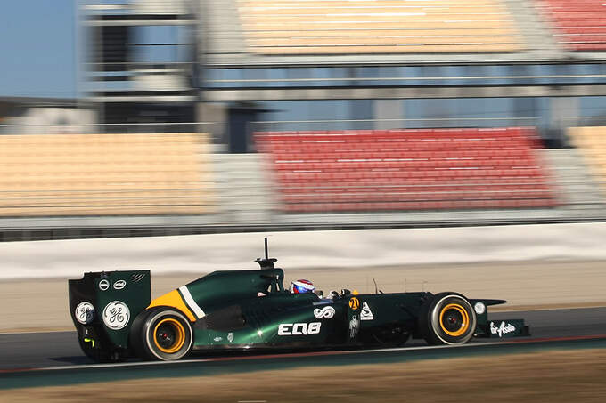 Formel-1-Test-Barcelona-22-2-2012-Vitaly-Petrov-Caterham-fotoshowImage-8c58c0af-572120.jpg