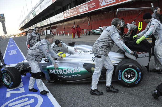 Formel-1-Test-Barcelona-24-2-2012-Nico-Rosberg-Mercedes-GP-fotoshowImage-842af85d-572791.jpg