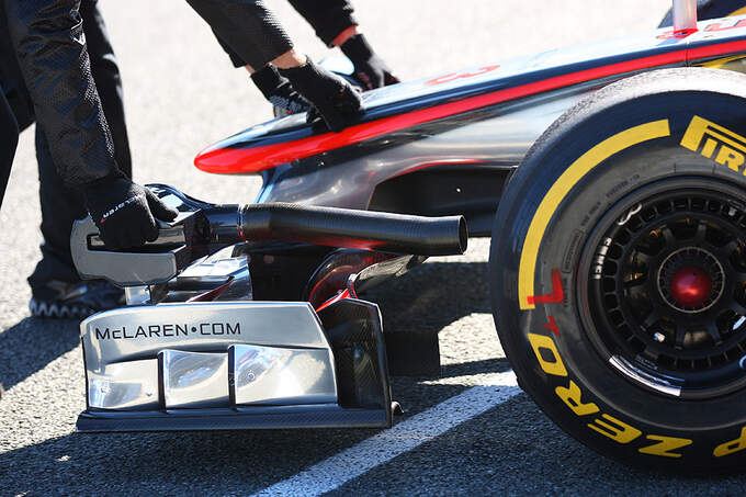 Formel-1-Test-Jerez-7-2-2012-Jenson-Button-McLaren-fotoshowImage-46774c0-568772.jpg