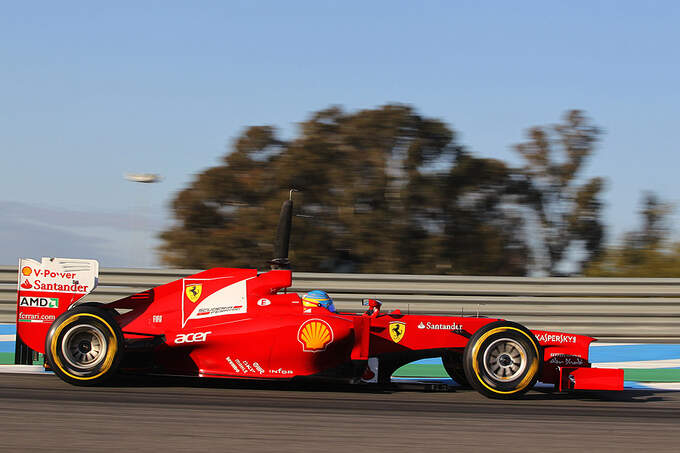 Formel-1-Test-Jerez-9-2-2012-Fernando-Alonso-Ferrari-fotoshowImage-de7d59a9-569307.jpg