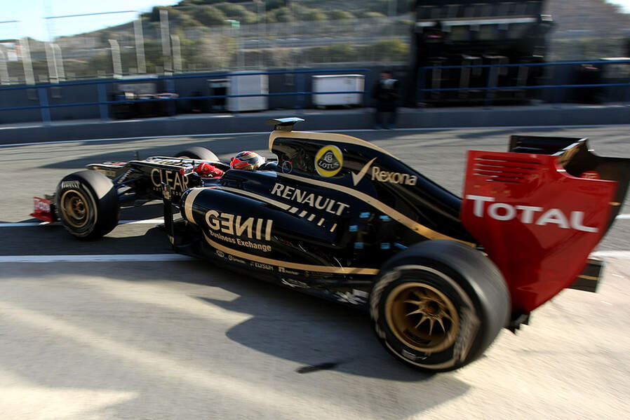Formel 1-Test, Jerez, 9.2.2012, Romain Grosjean, Lotus Renault GP