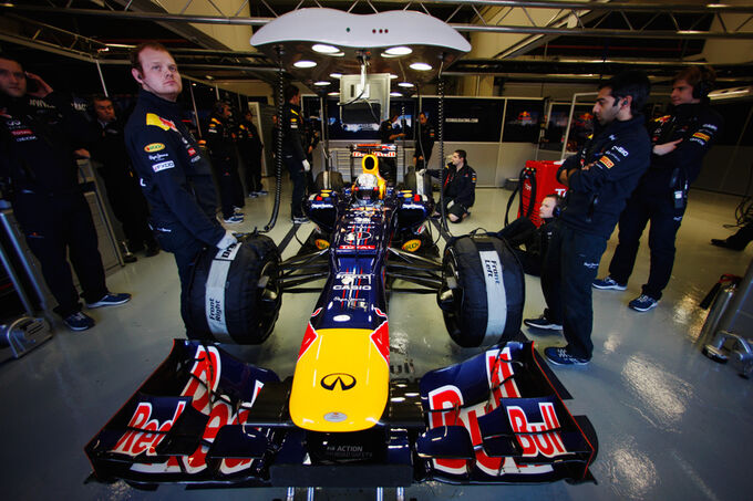 Formel-1-Test-Jerez-9-2-2012-Sebastian-Vettel-Red-Bull-fotoshowImage-4a2c4475-569364.jpg