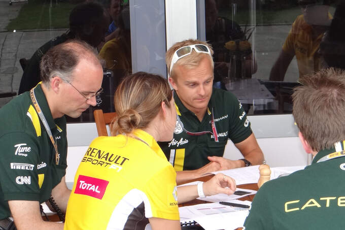 Heikki-Kovalainen-GP-Malaysia-22-Maerz-2012-fotoshowImage-49d7ccde-580896.jpg