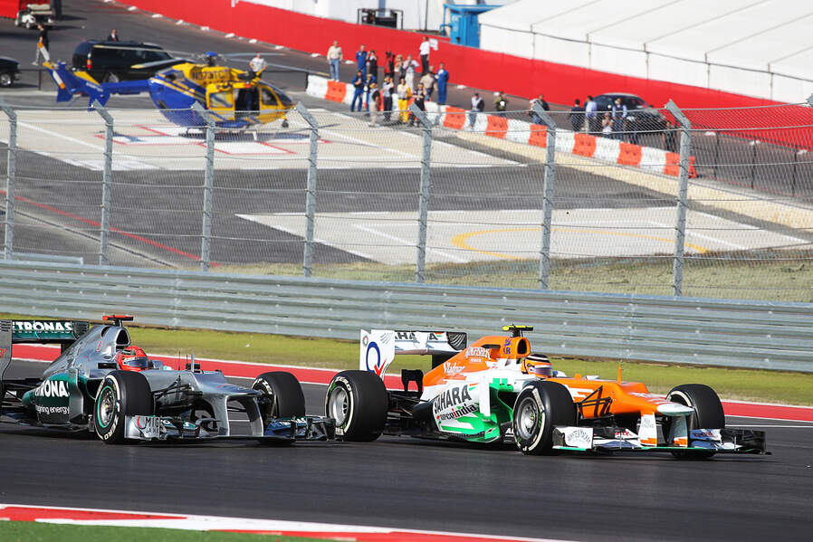 Huelkenberg-vs-Schumacher-Formel-1-Austin-GP-USA-2012-19-fotoshowImageNew-8b064453-644870.jpg