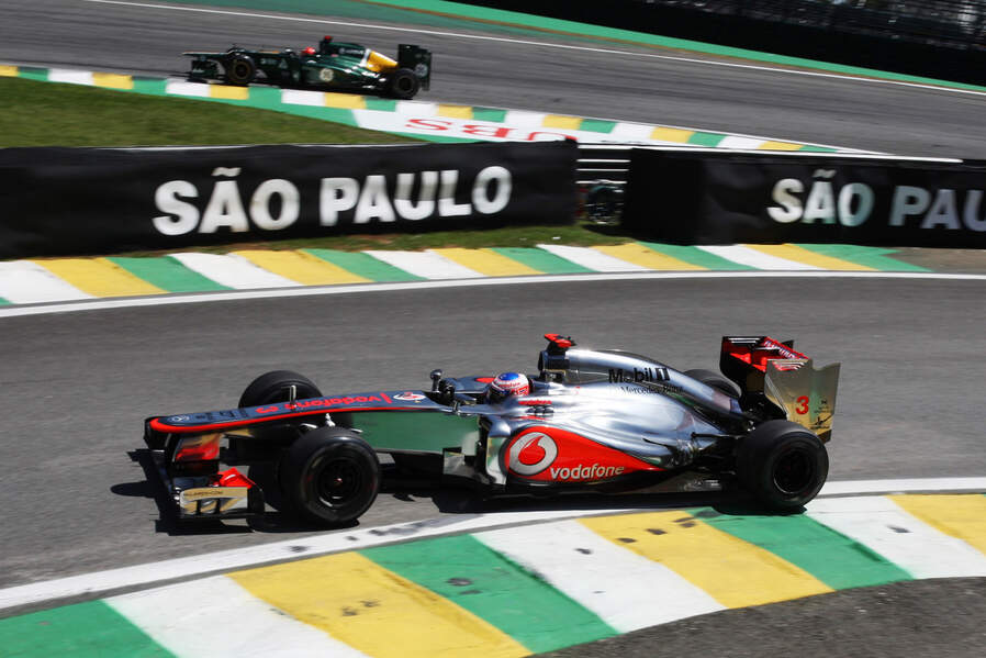 Jenson-Button-McLaren-Formel-1-GP-Brasilien-Sao-Paulo-23-November-2012-19-fotoshowImageNew-d2762151-646179.jpg