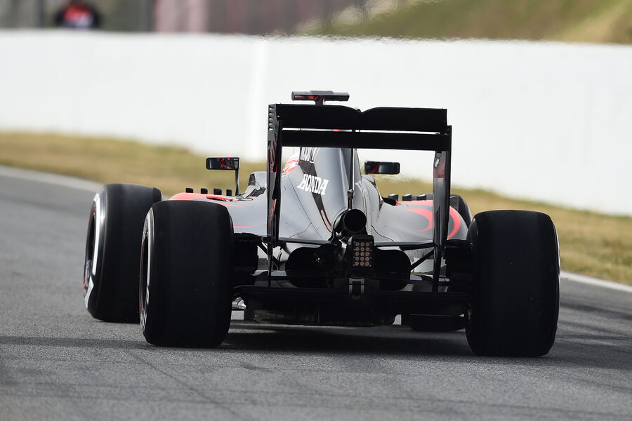 [Imagen: Jenson-Button-McLaren-Formel-1-Test-Barc...928682.jpg]