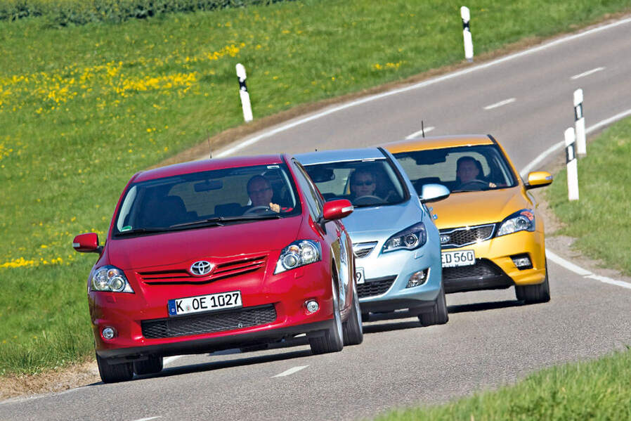 Kia Cee´d, Opel Astra, Toyota Auris