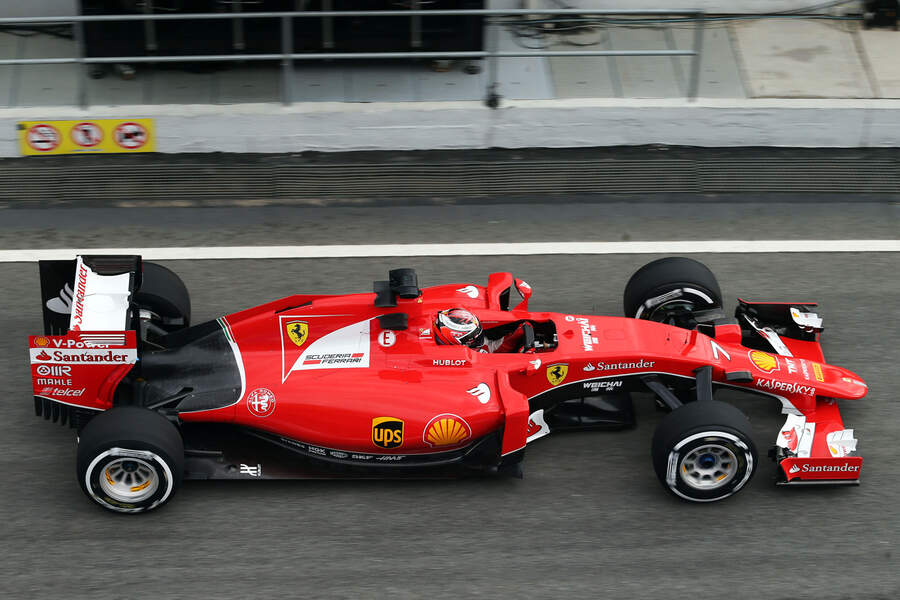 Kimi-Raeikkoenen-Ferrari-Formel-1-Test-Barcelona-26-Februar-2015-fotoshowBigImage-6b115b08-846574.jpg