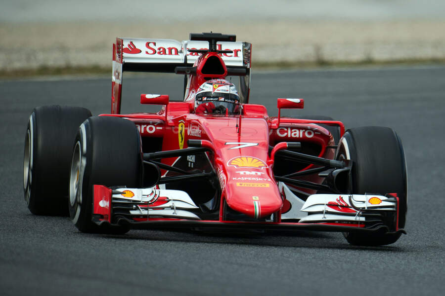 Kimi-Raeikkoenen-Ferrari-Formel-1-Test-Barcelona-26-Februar-2015-fotoshowBigImage-6c4c0ef9-846526.jpg