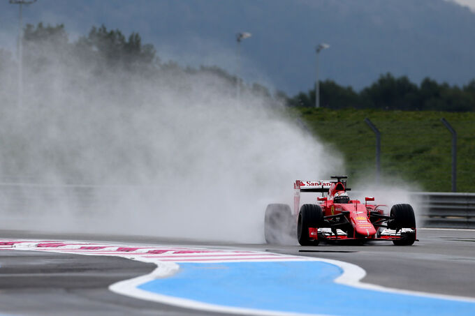 Kimi-Raeikkoenen-Ferrari-Pirelli-Regentest-Paul-Ricard-25-Januar-2016-fotoshowImage-66a4fef3-922944.jpg