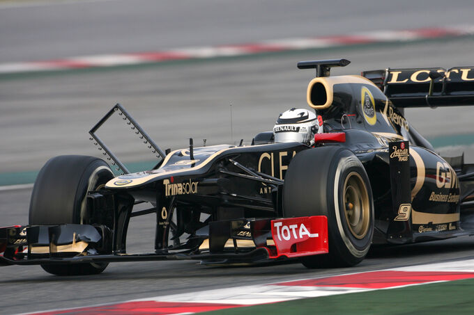 Kimi-Raeikkoenen-Lotus-Formel-1-Test-Barcelona-4-Maerz-2012-fotoshowImage-4c62bf6f-575009.jpg