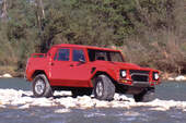 Lamborghini LM 002