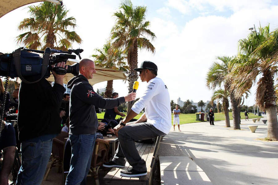 Lewis-Hamilton-Formel-1-GP-Australien-13-Maerz-2014-fotoshowBigImage-4ff5af9c-763741.jpg