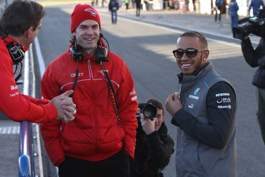 Lewis-Hamilton-Mercedes-Formel-1-Test-Jerez-5-Februar-2013-19-fotoshowImageNew-42b93222-658900.jpg